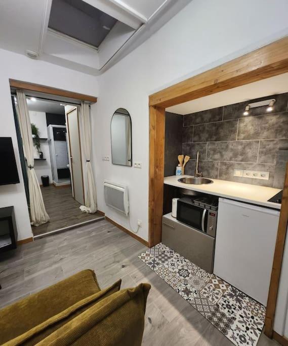 La Petite Loge De L'Ile Apartment Nantes Exterior photo
